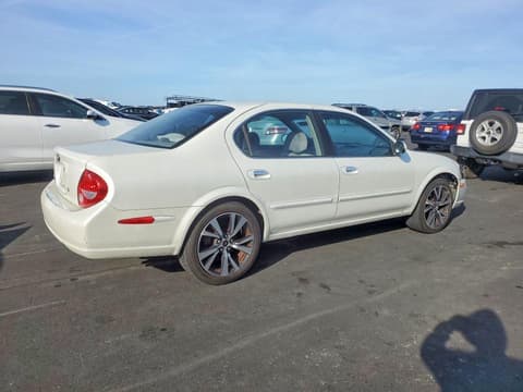 2000 Nissan Maxima, VIN JN1CA31D5YT734076. Photo 3 of 6 from Copart auction. OpenDataCar US salvage catalog.