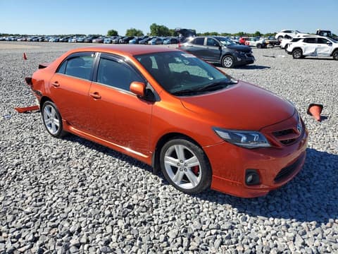 2013 Toyota Corolla, VIN 2T1BU4EE9DC097901. Zdjęcie 4 z 6 z aukcji Copart. Katalog aut z USA OpenDataCar.
