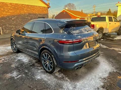 2020 Porsche Cayenne, VIN WP1AF2AY7LDA39117. Фото 2 з 6 з аукціону Copart. Каталог авто зі США OpenDataCar.
