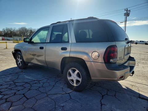 2006 Chevrolet Trailblazer, VIN 1GNDT13S562110977. Фото 2 з 6 з аукціону Copart. Каталог авто зі США OpenDataCar.