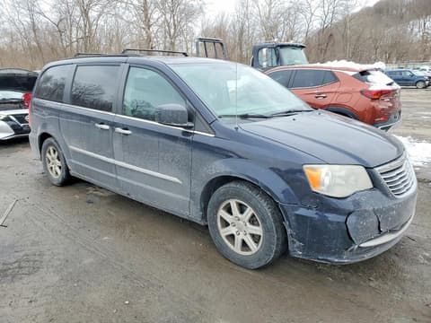 2011 Chrysler Town & Country, VIN 2A4RR5DG3BR633354. Фото 4 з 6 з аукціону Copart. Каталог авто зі США OpenDataCar.