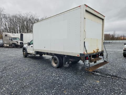 2019 Ford F-450 Super Duty, VIN 1FDUF4GY4KDA00366. Фото 2 з 6 з аукціону Copart. Каталог авто зі США OpenDataCar.