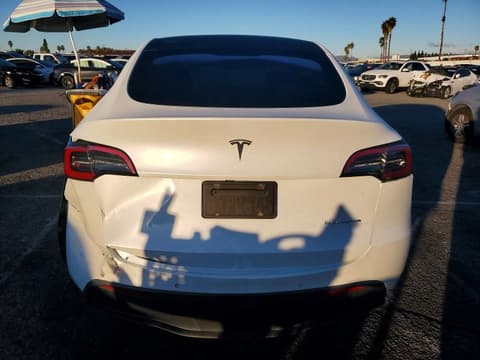 2021 Tesla Model Y, VIN 5YJYGAEE8MF235407. Фото 6 з 6 з аукціону Copart. Каталог авто зі США OpenDataCar.