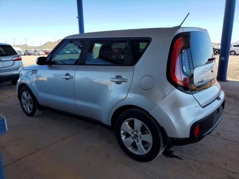 2017 Kia Soul, VIN KNDJN2A22H7450771. Фото 2 з 6 з аукціону Copart. Каталог авто зі США OpenDataCar.