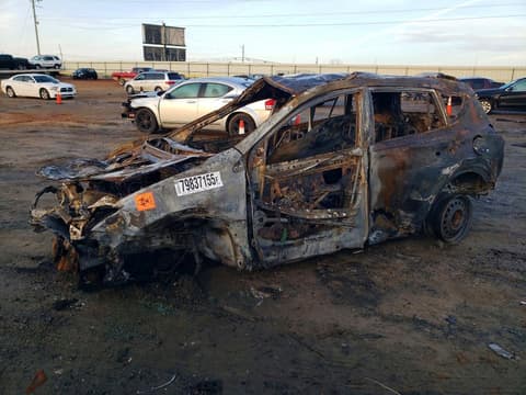 2017 Toyota RAV4, VIN JTMZFREV8HD093630. Фото 1 з 6 з аукціону Copart. Каталог авто зі США OpenDataCar.