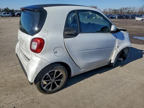 2017 Smart Fortwo, VIN WMEFJ5DA0HK192643. Фото 3 з 6 з аукціону Copart. Каталог авто зі США OpenDataCar.