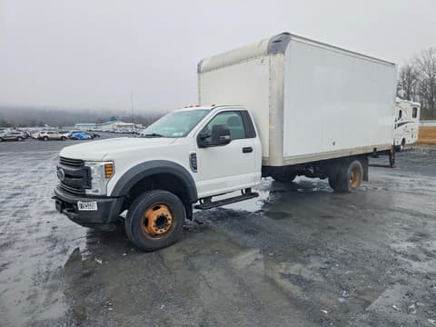 2019 Ford F-450 Super Duty, VIN 1FDUF4GY3KDA10869. Фото 1 из 6 с аукциона Copart. Каталог авто из США OpenDataCar.
