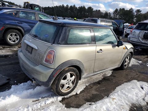 2009 Mini Cooper, VIN WMWMF335X9TU70716. Фото 3 з 6 з аукціону Copart. Каталог авто зі США OpenDataCar.