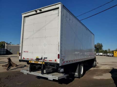 2024 Isuzu FTR, VIN 54DK6S1F6RSA02888. Zdjęcie 3 z 6 z aukcji Copart. Katalog aut z USA OpenDataCar.