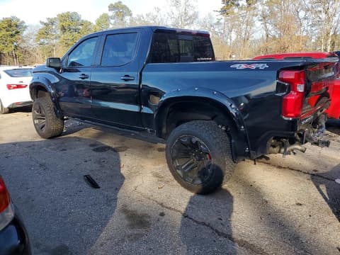 2021 Chevrolet Silverado, VIN 3GCUYEEL7MG125055. Фото 2 з 6 з аукціону Copart. Каталог авто зі США OpenDataCar.