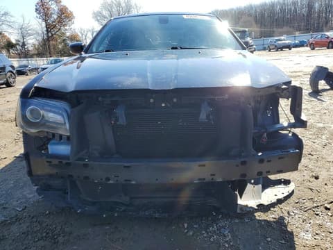 2021 Chrysler 300, VIN 2C3CCABG2MH523529. Фото 5 з 6 з аукціону Copart. Каталог авто зі США OpenDataCar.