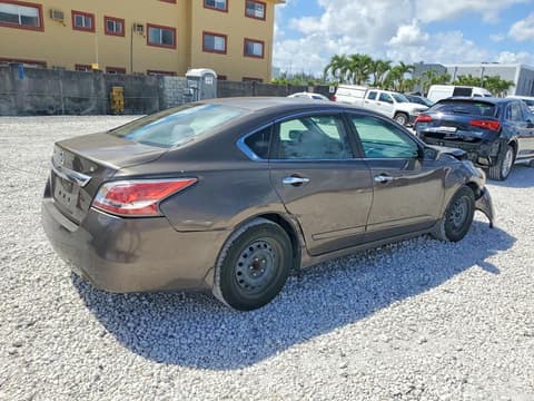 2015 Nissan Altima, VIN 1N4AL3AP8FC208181. Фото 3 з 6 з аукціону Copart. Каталог авто зі США OpenDataCar.