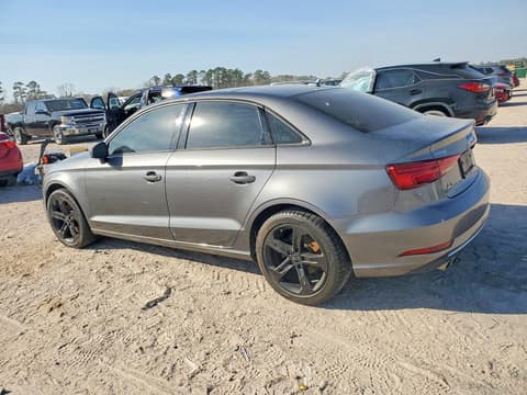 2017 Audi A3, VIN WAUAUGFF6H1029616. Фото 2 з 6 з аукціону Copart. Каталог авто зі США OpenDataCar.