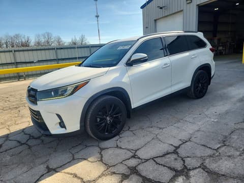 2019 Toyota Highlander, VIN 5TDJZRFH3KS598855. Фото 1 з 6 з аукціону Copart. Каталог авто зі США OpenDataCar.