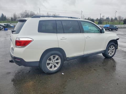2013 Toyota Highlander, VIN 5TDBK3EH7DS244251. Фото 3 из 6 с аукциона Copart. Каталог авто из США OpenDataCar.