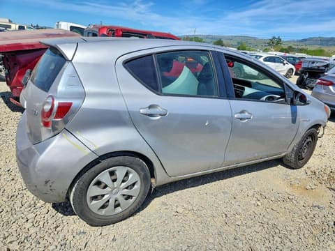 2012 Toyota Prius C, VIN JTDKDTB33C1018271. Zdjęcie 3 z 6 z aukcji Copart. Katalog aut z USA OpenDataCar.