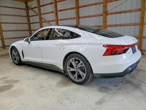 2022 Audi e-tron GT, VIN WAUDJBFW9N7003898. Фото 2 з 6 з аукціону Copart. Каталог авто зі США OpenDataCar.