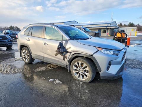 2021 Toyota RAV4, VIN 2T3A1RFV2MC198592. Фото 4 из 6 с аукциона Copart. Каталог авто из США OpenDataCar.