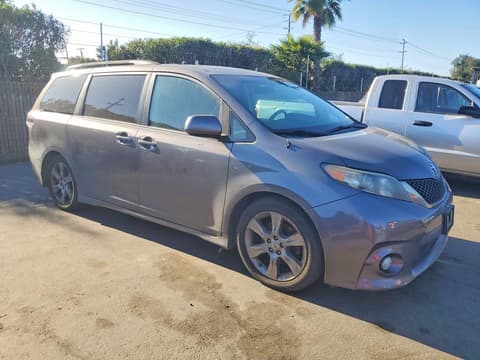 2011 Toyota Sienna, VIN 5TDXK3DC1BS170978. Фото 4 з 6 з аукціону Copart. Каталог авто зі США OpenDataCar.