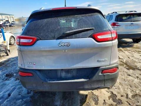 2015 Jeep Cherokee, VIN 1C4PJMCB0FW552118. Фото 6 з 6 з аукціону Copart. Каталог авто зі США OpenDataCar.