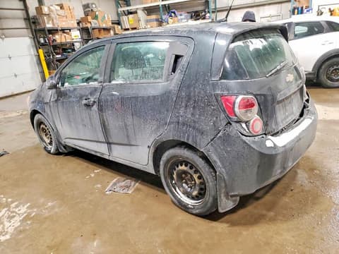 2014 Chevrolet Sonic, VIN 1G1JB6EH4E4215857. Фото 2 из 6 с аукциона Copart. Каталог авто из США OpenDataCar.