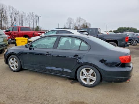 2014 Volkswagen Jetta, VIN 3VWD17AJ8EM238775. Фото 2 з 6 з аукціону Copart. Каталог авто зі США OpenDataCar.