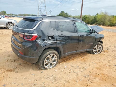 2024 Jeep Compass, VIN 3C4NJDBN0RT110176. Фото 3 з 6 з аукціону Copart. Каталог авто зі США OpenDataCar.