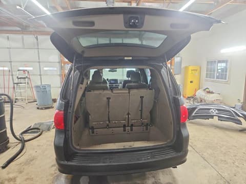 2011 Volkswagen Routan, VIN 2V4RW3DG7BR767079. Фото 6 из 6 с аукциона Copart. Каталог авто из США OpenDataCar.