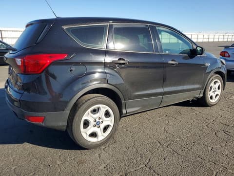 2019 Ford Escape, VIN 1FMCU0F70KUB63065. Фото 3 з 6 з аукціону Copart. Каталог авто зі США OpenDataCar.