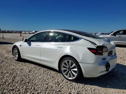 2020 Tesla Model 3, VIN 5YJ3E1EA3LF614410. Фото 2 з 6 з аукціону Copart. Каталог авто зі США OpenDataCar.