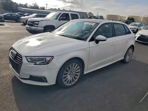 2017 Audi A3 e-tron, VIN WAUUPBFF3HA073046. Фото 1 з 6 з аукціону Copart. Каталог авто зі США OpenDataCar.