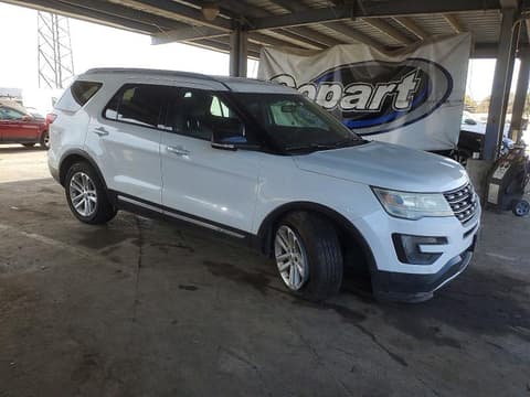 2016 Ford Explorer, VIN 1FM5K7D8XGGB26968. Zdjęcie 4 z 6 z aukcji Copart. Katalog aut z USA OpenDataCar.