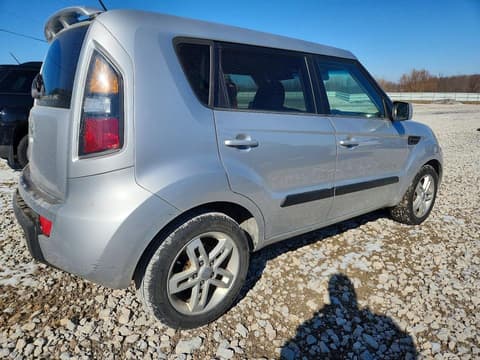 2011 Kia Soul, VIN KNDJT2A22B7723169. Фото 3 з 6 з аукціону Copart. Каталог авто зі США OpenDataCar.
