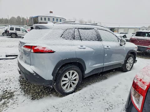 2022 Toyota Corolla Cross, VIN 7MUBAABG7NV029088. Фото 3 з 6 з аукціону Copart. Каталог авто зі США OpenDataCar.