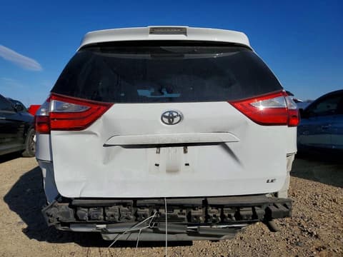 2018 Toyota Sienna, VIN 5TDKZ3DC6JS909797. Фото 6 з 6 з аукціону Copart. Каталог авто зі США OpenDataCar.