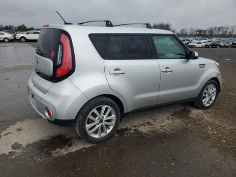 2018 Kia Soul, VIN KNDJP3A57J7576351. Фото 3 з 6 з аукціону Copart. Каталог авто зі США OpenDataCar.