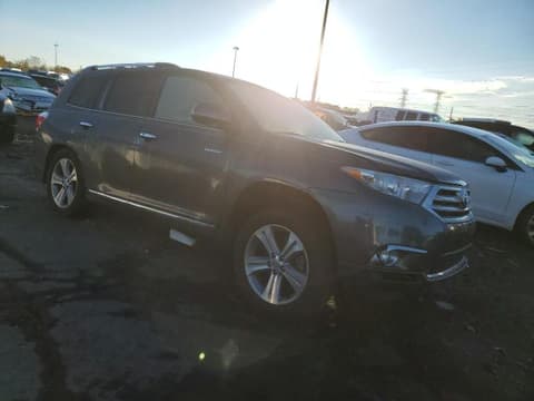 2013 Toyota Highlander, VIN 5TDDK3EH8DS221909. Фото 4 з 6 з аукціону Copart. Каталог авто зі США OpenDataCar.