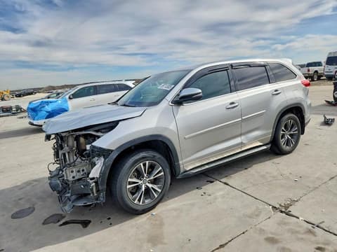 2018 Toyota Highlander, VIN 5TDZZRFH5JS250752. Фото 1 з 6 з аукціону Copart. Каталог авто зі США OpenDataCar.