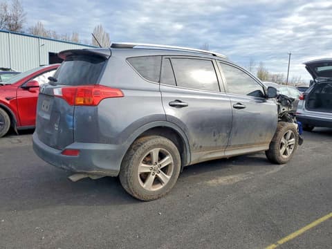 2015 Toyota RAV4, VIN JTMRFREV6FD103097. Фото 3 з 6 з аукціону Copart. Каталог авто зі США OpenDataCar.