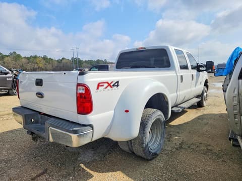 2015 Ford F-550 Super Duty, VIN 1FT8W3DT7FEC08637. Фото 3 з 6 з аукціону Copart. Каталог авто зі США OpenDataCar.