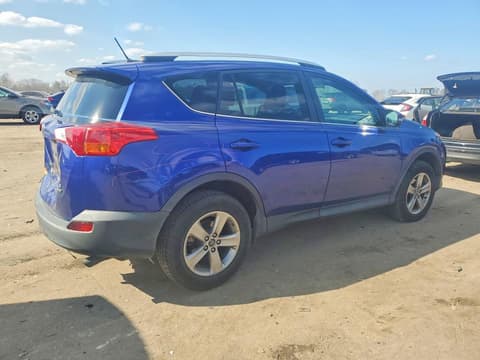 2015 Toyota RAV4, VIN 2T3RFREV9FW404708. Фото 3 з 6 з аукціону Copart. Каталог авто зі США OpenDataCar.