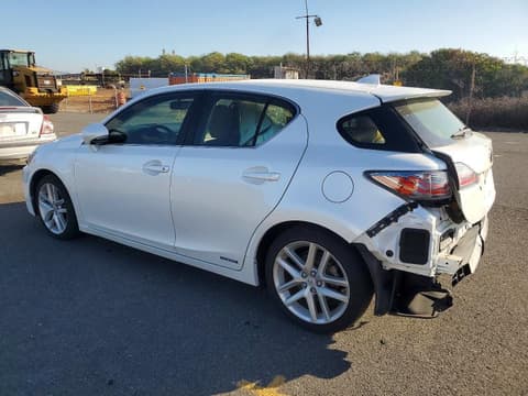 2015 Lexus CT 200, VIN JTHKD5BH5F2217231. Фото 2 з 6 з аукціону Copart. Каталог авто зі США OpenDataCar.