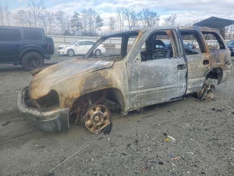 2002 Gmc Yukon, VIN 1GKEK13Z92J278347. Photo 1 of 6 from Copart auction. OpenDataCar US salvage catalog.