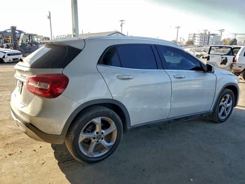 2019 Mercedes-benz GLA-Class, VIN WDCTG4GB7KJ551069. Фото 3 з 6 з аукціону Copart. Каталог авто зі США OpenDataCar.