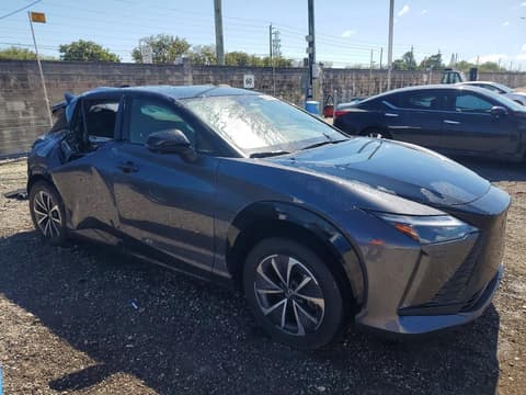 2024 Lexus RZ 300e, VIN JTJABABB2RA005644. Фото 4 из 6 с аукциона Copart. Каталог авто из США OpenDataCar.
