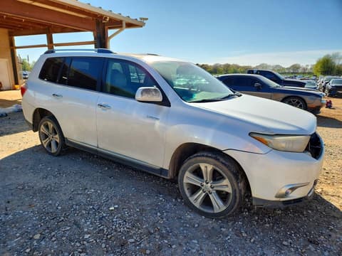 2011 Toyota Highlander, VIN 5TDDK3EH9BS068602. Фото 4 з 6 з аукціону Copart. Каталог авто зі США OpenDataCar.