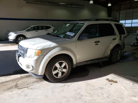 2009 Ford Escape, VIN 1FMCU03G09KA80102. Zdjęcie 1 z 6 z aukcji Copart. Katalog aut z USA OpenDataCar.