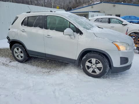 2016 Chevrolet Trax, VIN 3GNCJPSB4GL268328. Фото 4 з 6 з аукціону Copart. Каталог авто зі США OpenDataCar.
