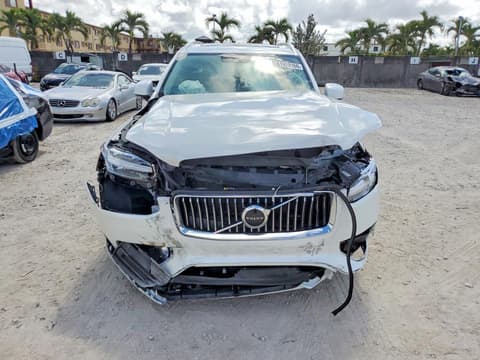 2022 Volvo XC90, VIN YV4A221K8N1817919. Фото 5 з 6 з аукціону Copart. Каталог авто зі США OpenDataCar.