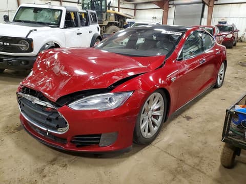 2015 Tesla Model S, VIN 5YJSA1V43FF097373. Фото 1 з 6 з аукціону Copart. Каталог авто зі США OpenDataCar.